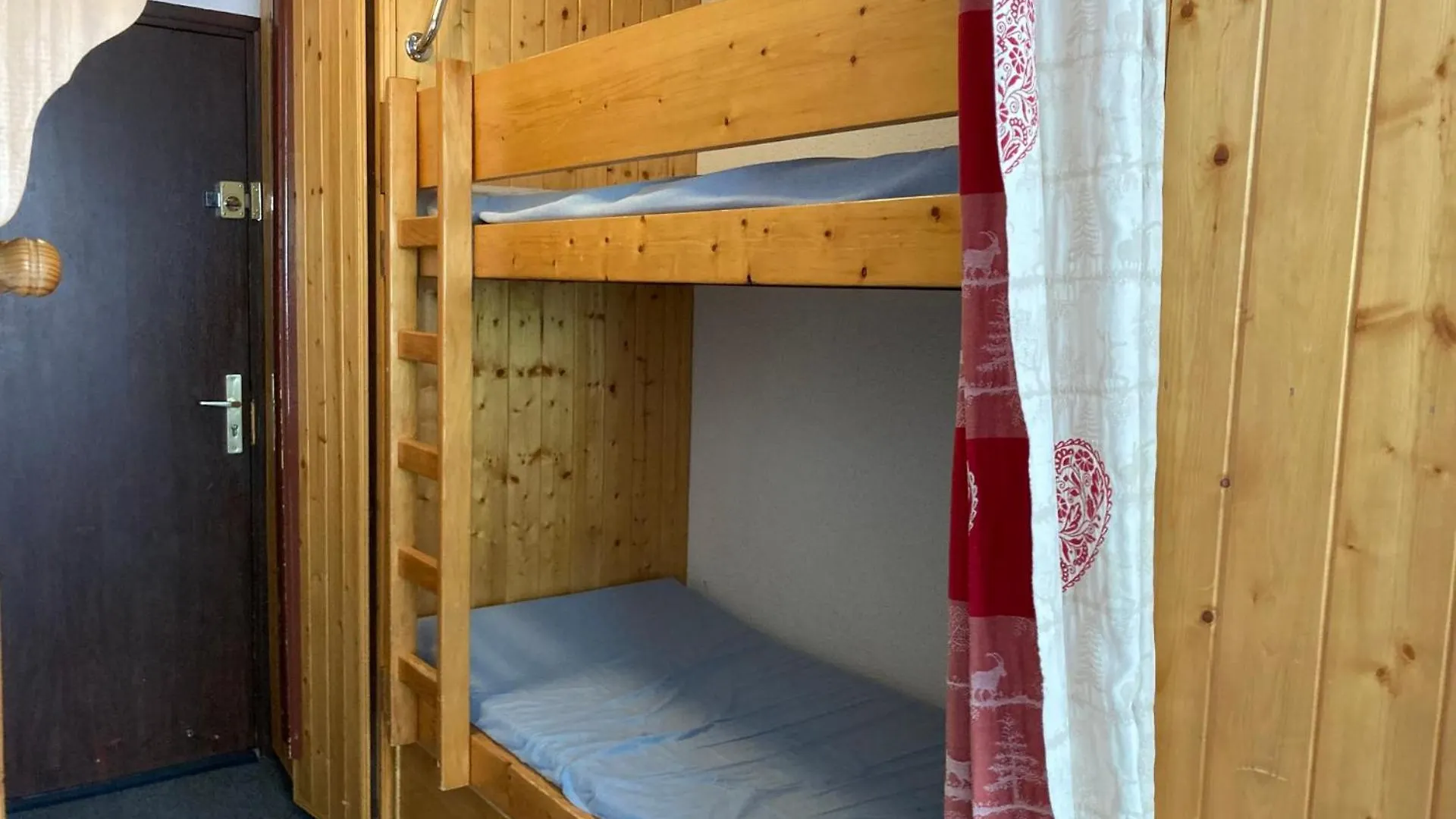 Dome De Polset Appartements Vti Val Thorens Apartment